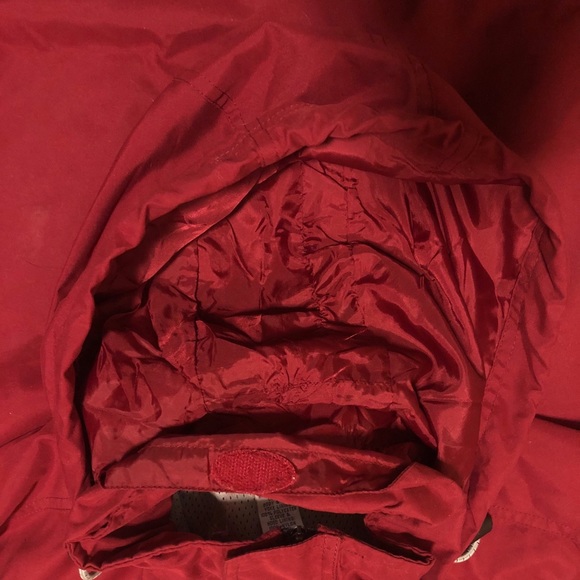 GAP Factory Store red adjustable jacket. Size S. - Picture 5 of 8